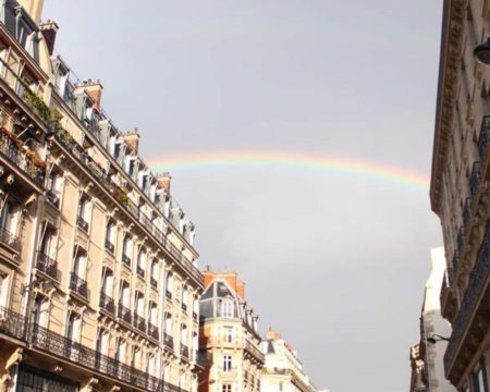 虹 フランス パリ